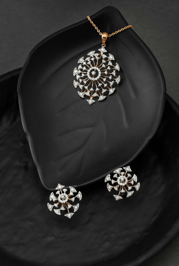 Pandora guardian angel charm: symbol of protection and love